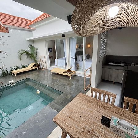 Odika Lovina Villas Habitación foto