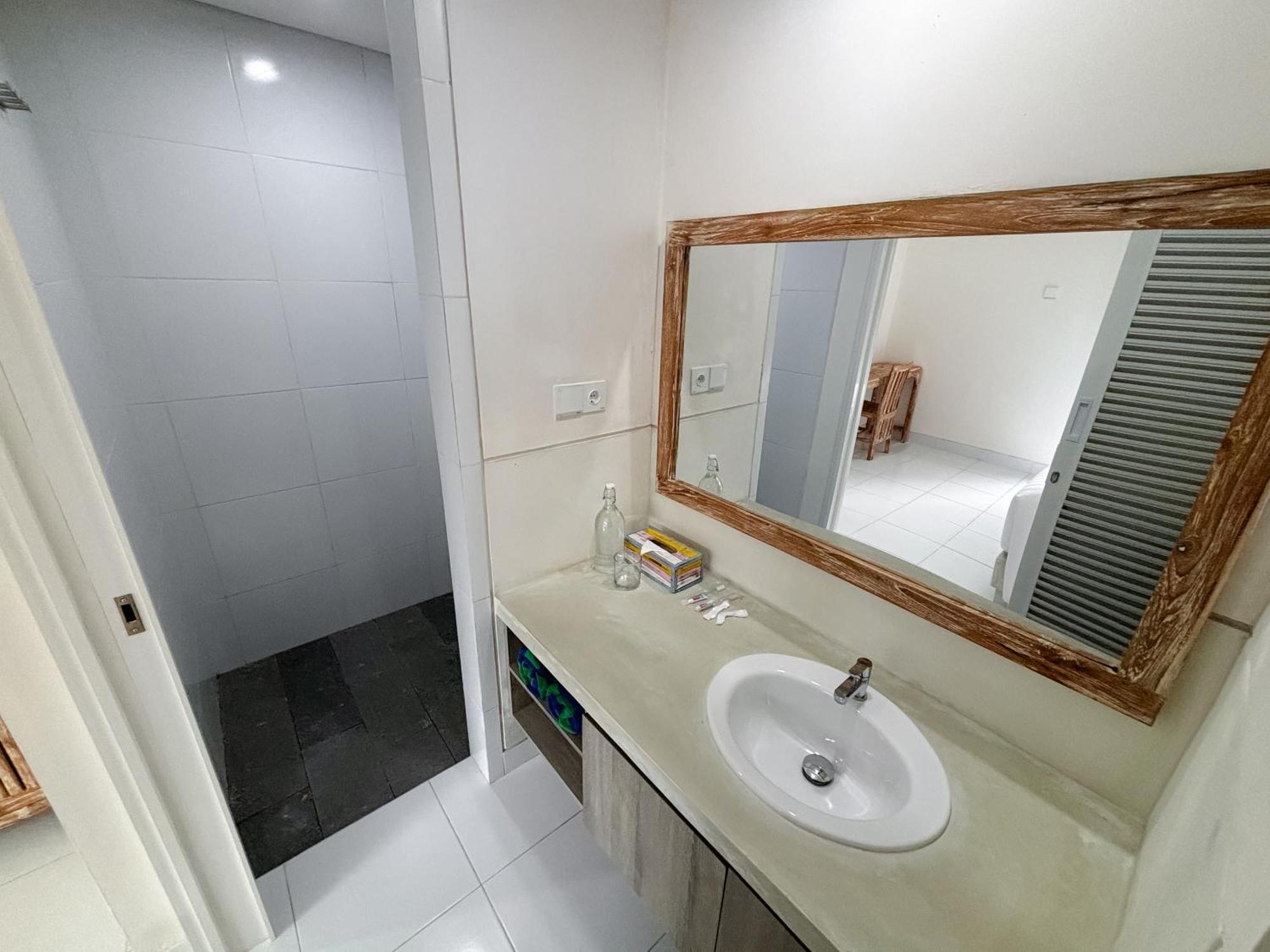 Odika Lovina Villas Habitación foto
